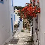 La Maison De Bella * Lefkes (Paros)